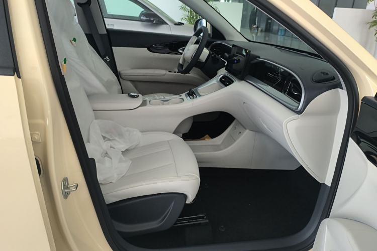 Used Geely Galaxy Geome 2026 Model 310km Youth Edition Right Front Seat