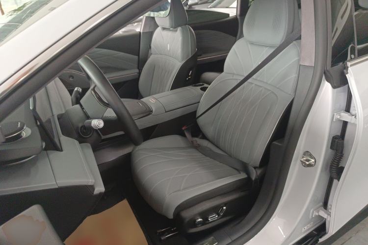 Used Geely Galaxy E8 2025 700 km Long-Range Intelligent Driving Version