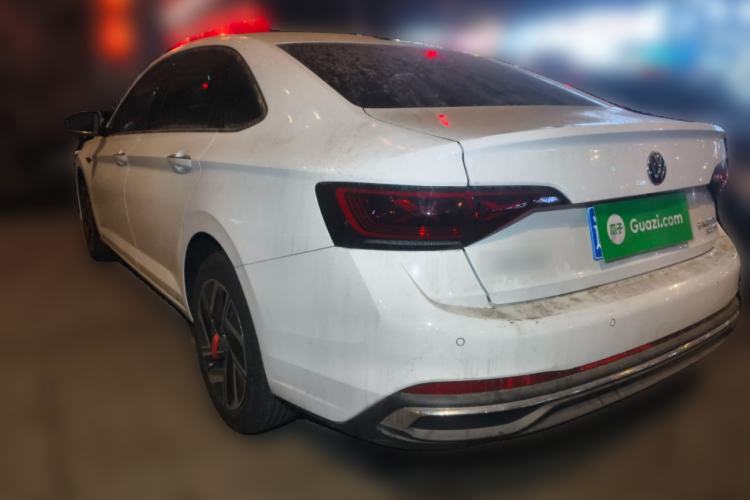 Used Volkswagen Sagitar 2025 Revised Version Three 300TSI DSG Excellence Edition
