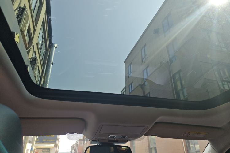 Used Jaguar F-PACE 2016 2.0T Two-Wheel-Drive R-Sport Sport Edition