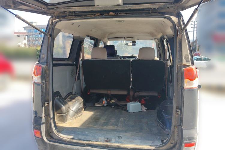 Used Dongfeng Shuaike 2011 1.5L Manual Standard 5-Seater China IV Trunk