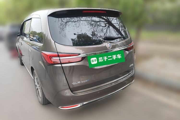 Used Buick GL8 2023 Land Executive Class Comfort Model
