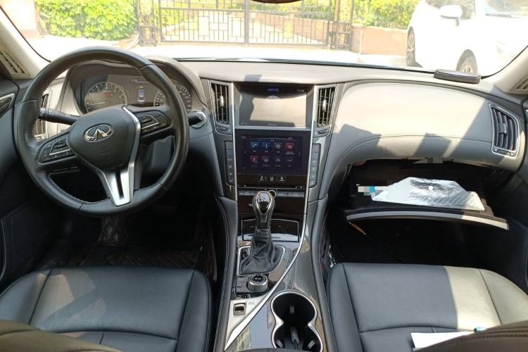 Used Infiniti Q50L 2018 2.0T Comfort Edition China V Standard

