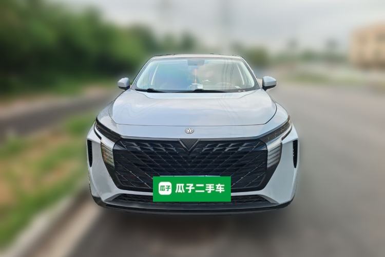 Used Venucia V 2021 260T Idol Edition Front