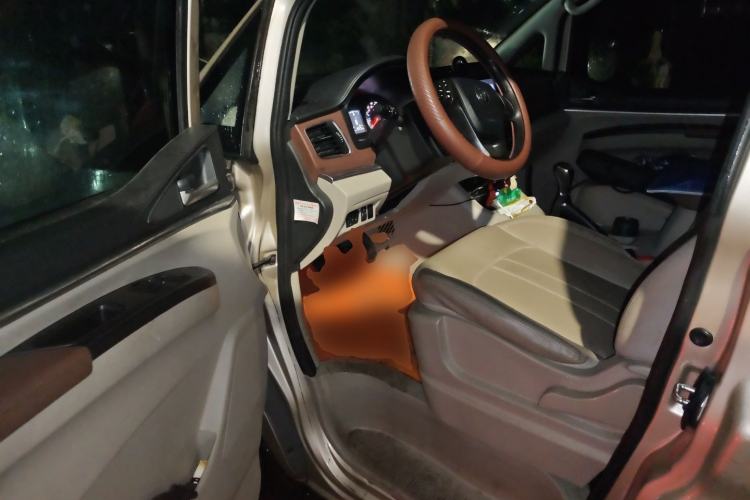 Used FORTHING Lingzhi 2017 M5 1.6L Luxury Model
