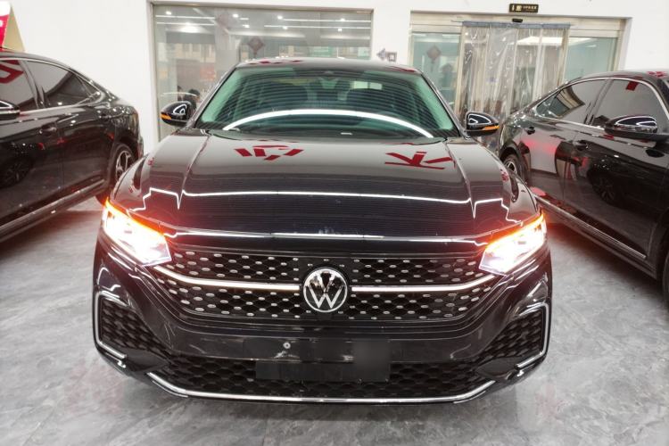 Used Volkswagen Passat 2022 330TSI Starry Luxury Edition