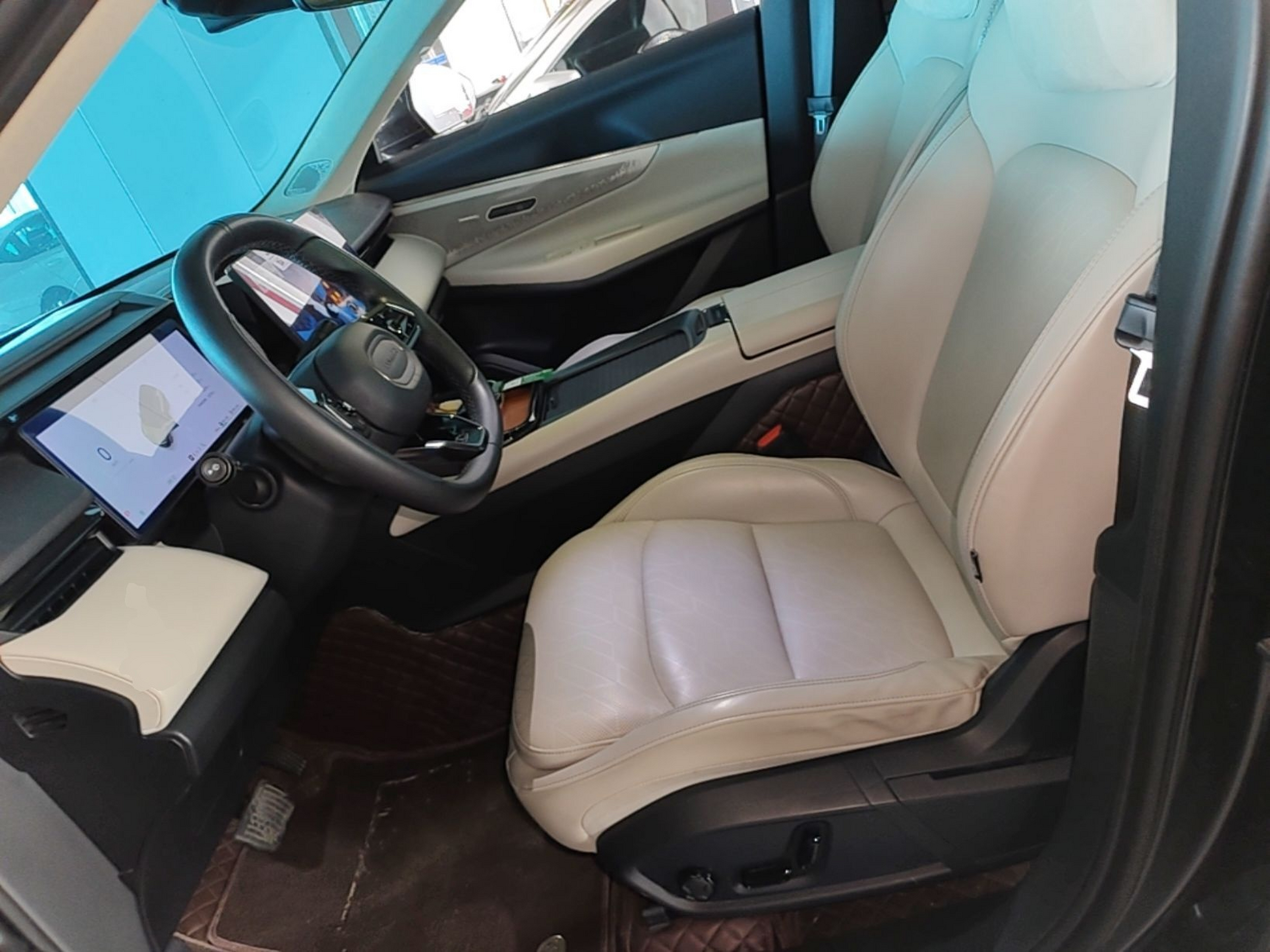 Interior delantero
