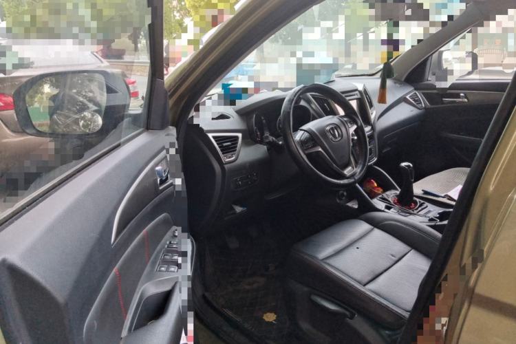 Used CHANGAN CS75 2014 2.0L Manual Luxury Version China IV Standard