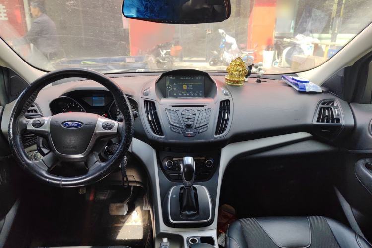 Used Ford Kuga 2015 1.5L GTDi Two-Wheel Drive Fashion Edition Center Console