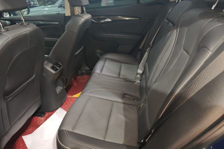 Used Buick Envision 2023 Encore S 552T Two-Wheel Drive Luxury Model
