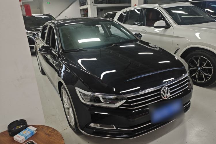 Used Volkswagen Magotan 2019 330TSI DSG Luxury Model China V Standard Exterior 1
