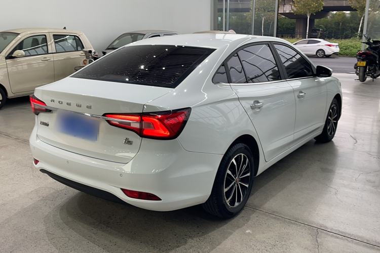 Used Roewe i5 2020 1.5L Manual 4G Connect Leehao Flagship Edition