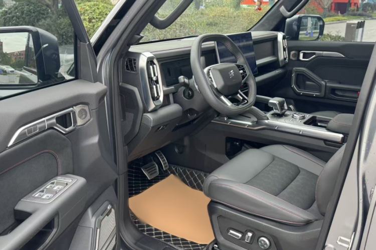 Used JETOUR Traveler 2023 2.0T All-Wheel Drive CrossPRO+