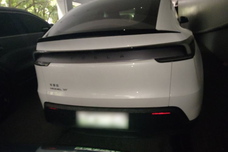 Used Tesla Model Y L 2025 Model Long-Range All-Wheel-Drive Version