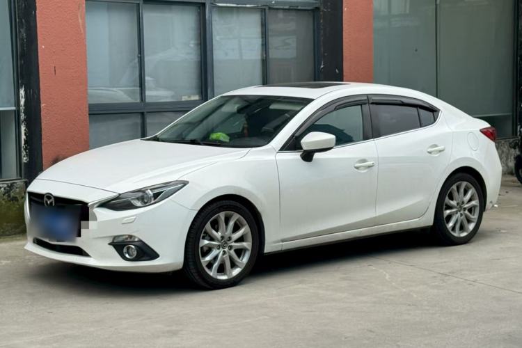 Used Mazda 3 Axela 2014 Sedan 2.0L Automatic Flagship Model