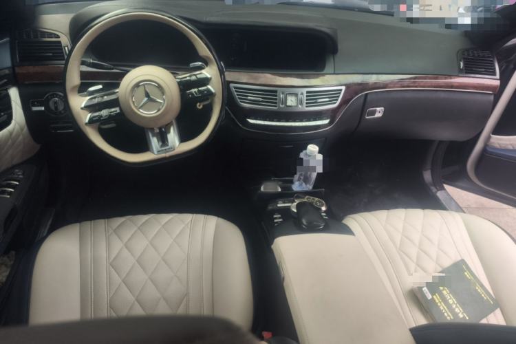 Used Mercedes-Benz S-Class 2011 S 350 L CGI Center Console