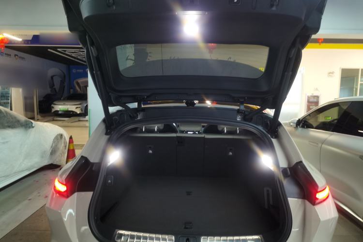 Used Nio ET5T 2023 75 kWh Touring