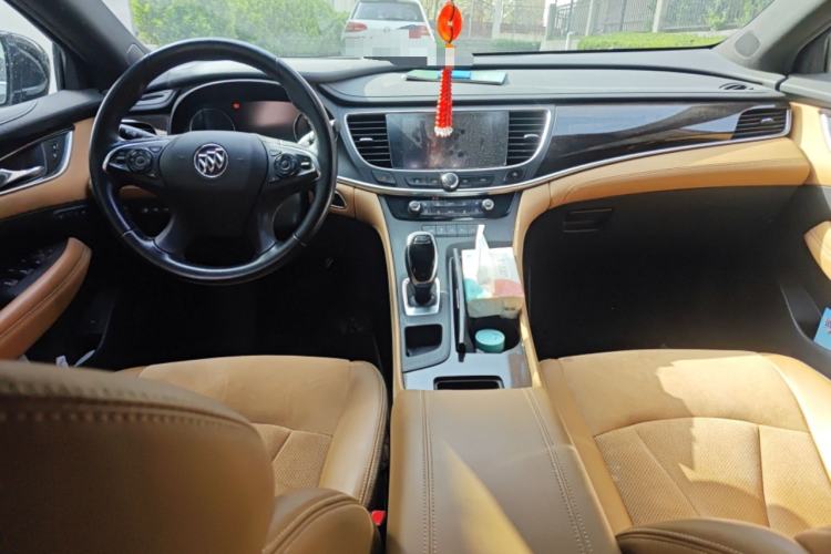 Used Buick LaCrosse 2018 28T Luxury Model
