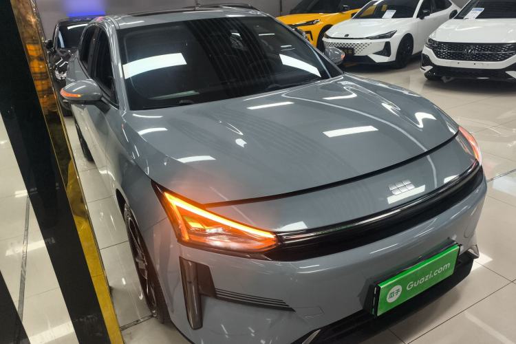 Used Geely Galaxy L6 2024 125km PLUS Dragon Edition
