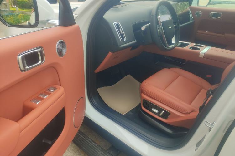 Used Li Auto L7 2025 Ultra Smart Refreshed Edition
