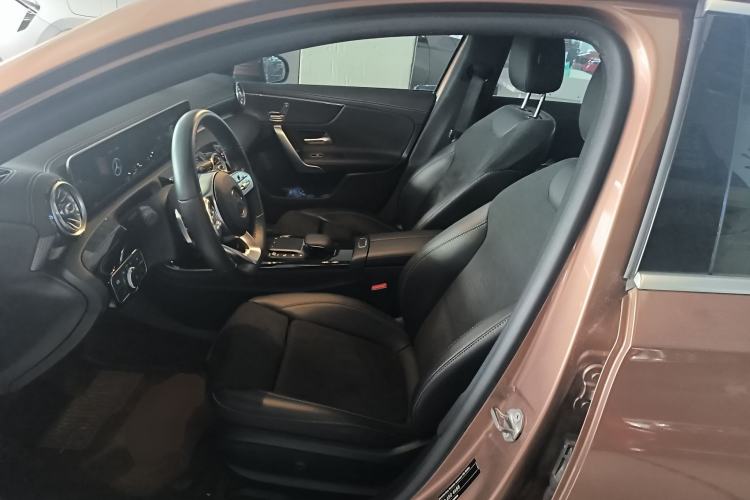 Used Mercedes-Benz A-Class 2020 Restyled A 200 L Sport Sedan Fashion Version Left Front Seat