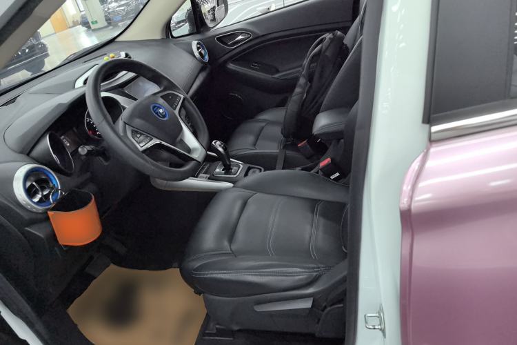 Used BYD Yuan New Energy 2019 EV360 Smart Connect Leading Model Left Front Seat