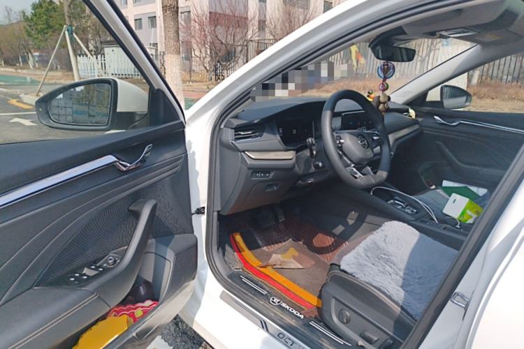 Used Skoda Octavia 2022 PRO TSI280 Luxury Edition Driver Seat