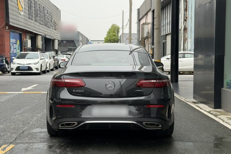 Used Mercedes-Benz E-Class 2023 E 260 Coupe Exterior 2