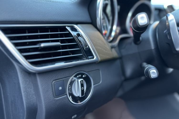 Used BAIC Off-Road BJ90 2021 3.0T Zhenrong Edition Interior 12