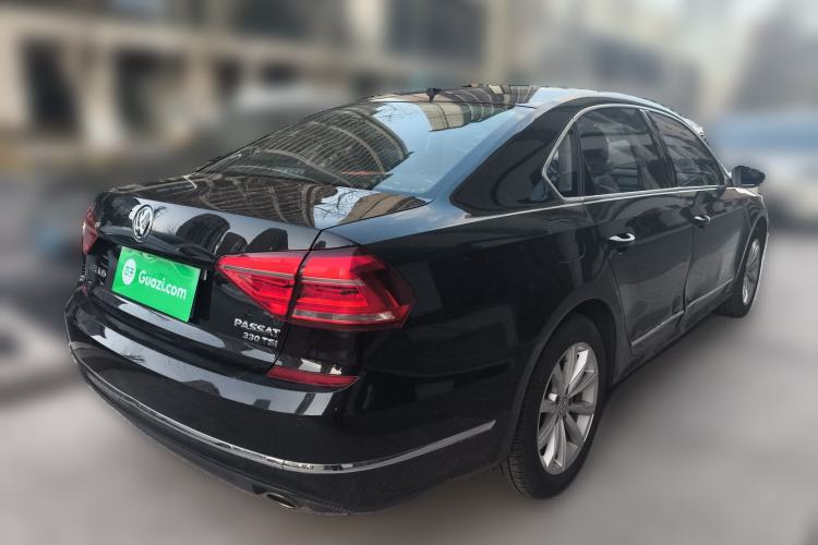 Used Volkswagen Passat 2017 330TSI DSG Luxury Edition