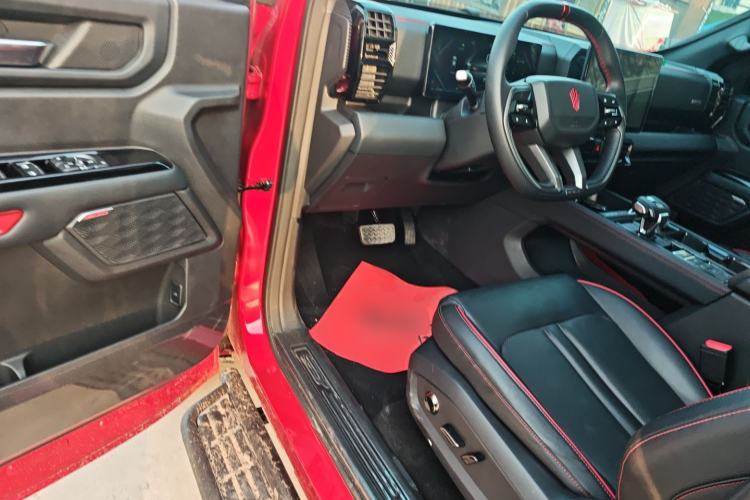 Used JMC DaDao 2023 Fly-Jiang 2.3T Gasoline Automatic 4x4 Boundaryless Model
