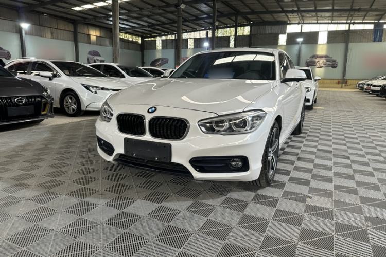 Used BMW 1 Series 2018 118i Sport Design Package