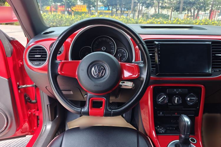 Used Volkswagen Beetle 2018 180TSI Yile Model Interior 2