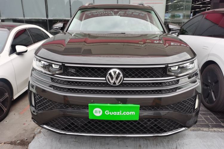 Used Volkswagen Tavendor 2024 Facelifted 380TSI All-Wheel Drive R-Line Cruise Premium Edition