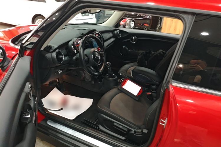 Used MINI 2016 1.2T ONE Pioneer Edition Left Front Seat