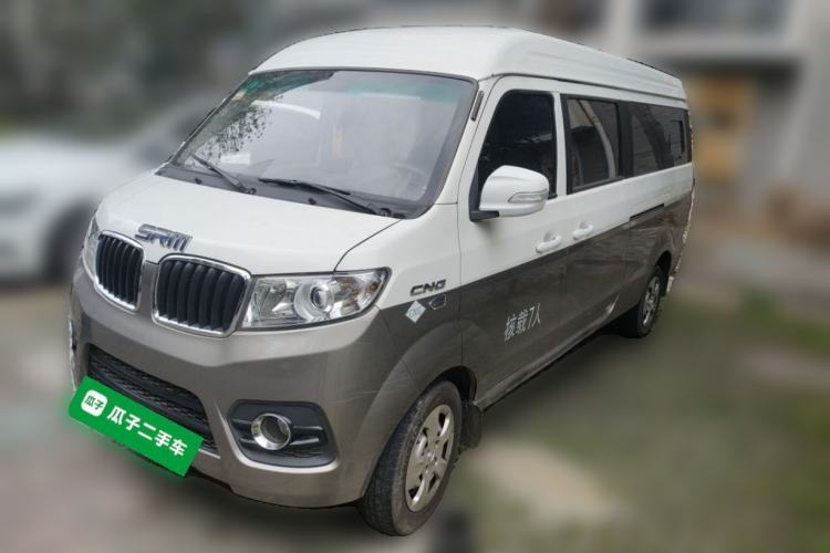 Used Jinbei New Hiace X30L CNG 2023 100L CNG Wealth Edition Bus 6/7-Seater Central Air-Conditioned Model SWCC15M