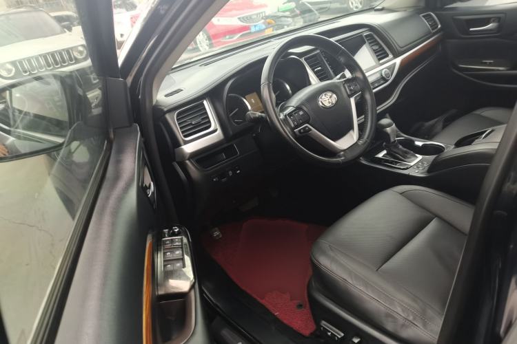 Used Toyota Highlander 2015 2.0T Four-Wheel Drive Luxury Edition 7-Seater
