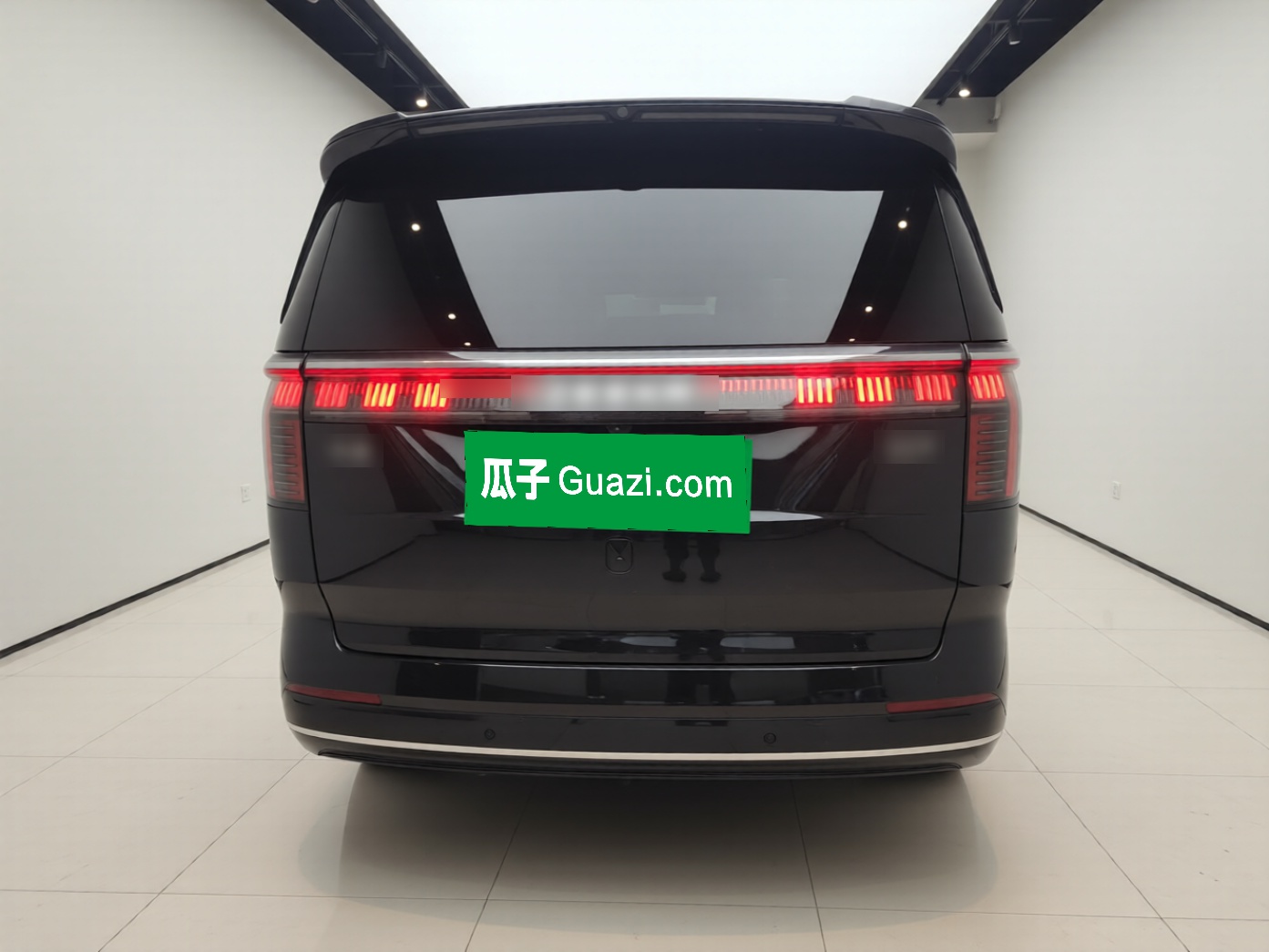 Zeekr 009 2024 7-Seater Walk-Through Version Four-Wheel Drive 108 kWh — снимка 5