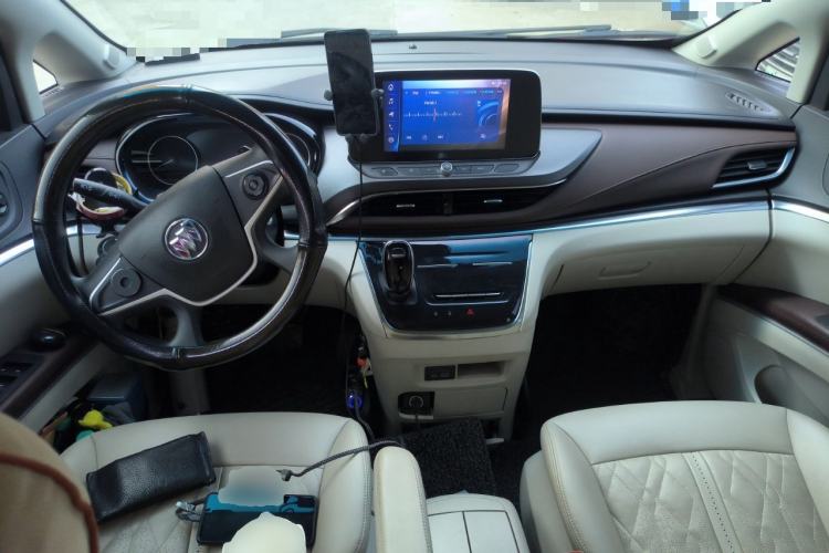 Used Buick GL8 2022 Land Cruiser Executive Class 652T Comfort Model
