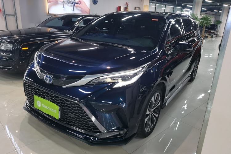 Used Toyota Granvia 2023 2.5L Hybrid Flagship VIP Edition