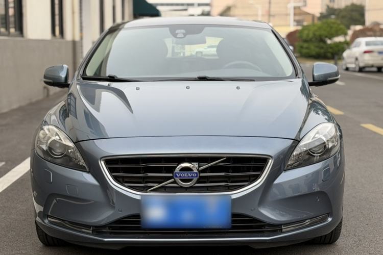 Used Volvo V40 2014 2.0T Zhiya Edition
