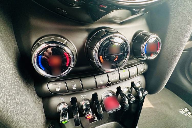 Used MINI 2023 Second Facelift 2.0T COOPER S CABRIO Artist
