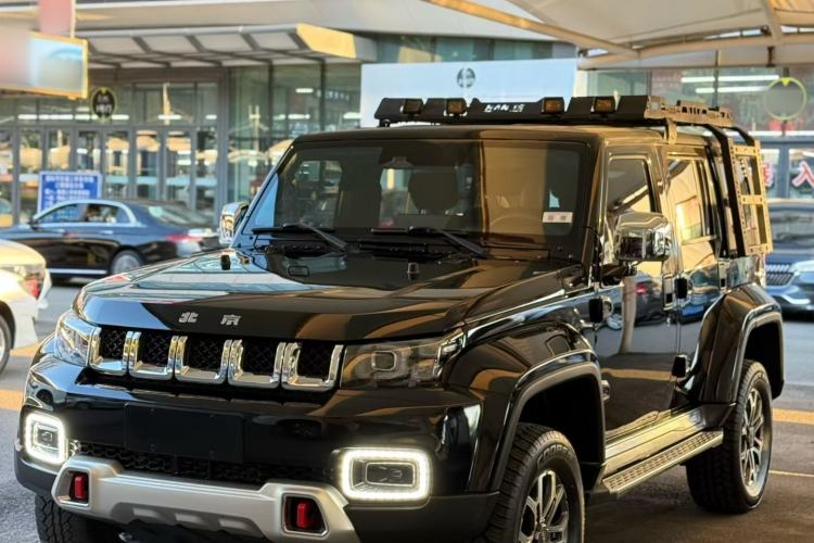 Used BAIC Off-Road BJ40 2023 2.0T Automatic Four-Wheel Drive Urban Hunter Edition Chivalrous Type