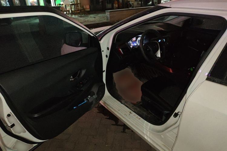 Used Nissan Lannia 2016 1.6L Manual Cool Edition Driver Seat