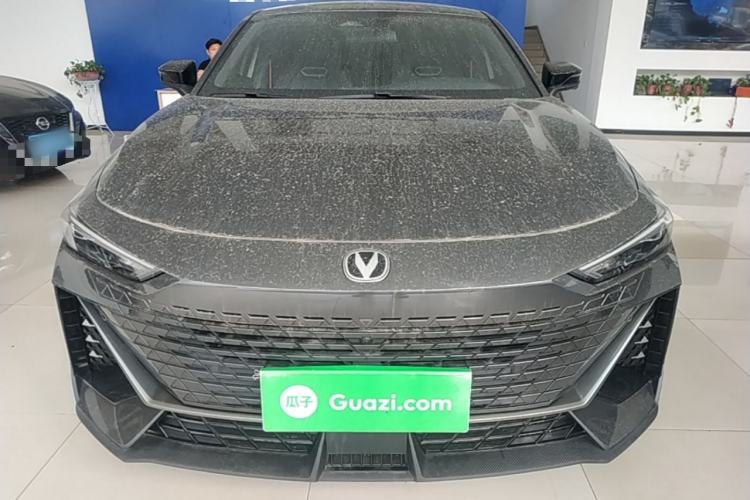 Used CHANGAN UNI-V 2024 1.5T High-Energy Version Front