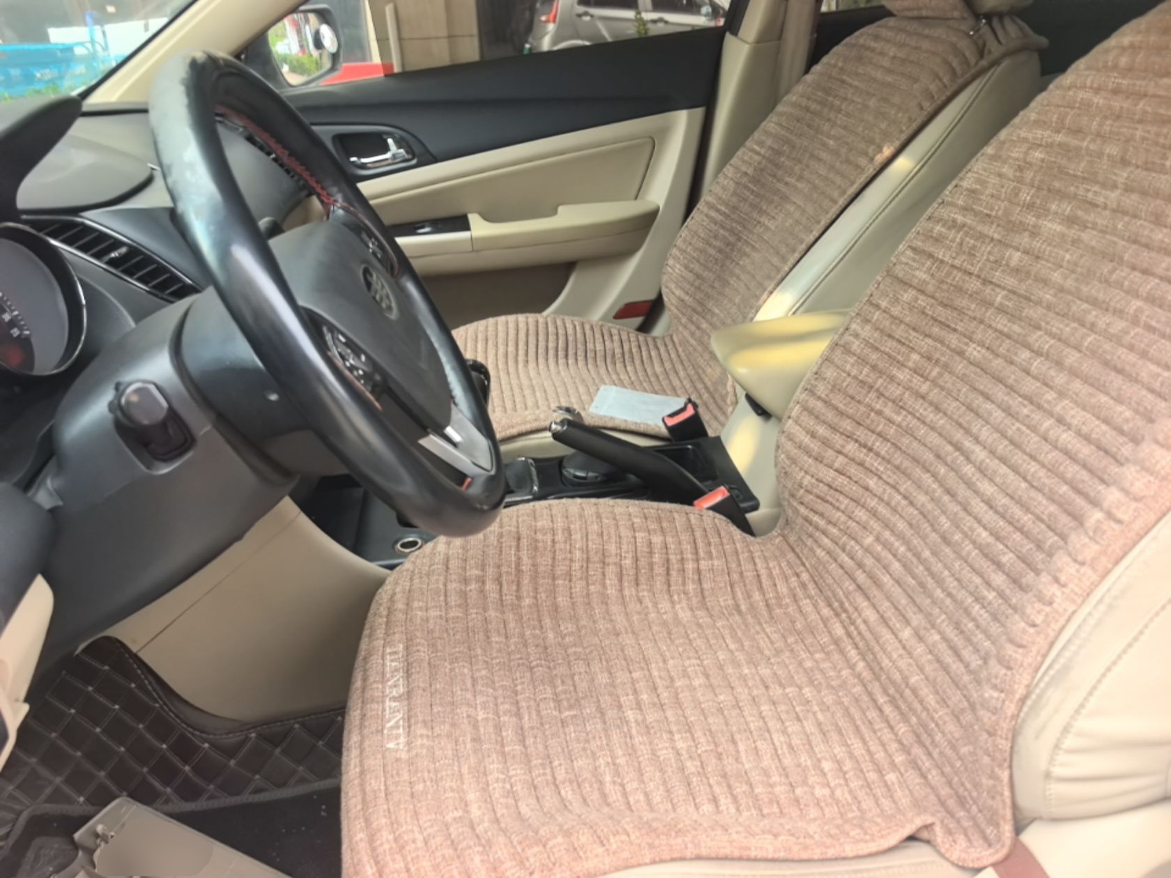 Avant de la voiture