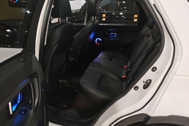 Used Land Rover Discovery Sport 2019 240 PS PURE Edition China VI Standard
