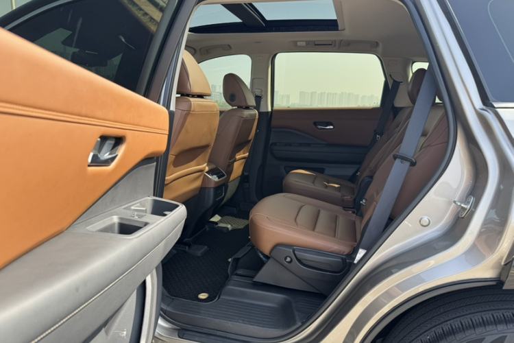 Used Nissan Pathfinder 2024 380 VC-TURBO Four-Wheel Drive Intelligent Driving Version 6 Seats Interior 8