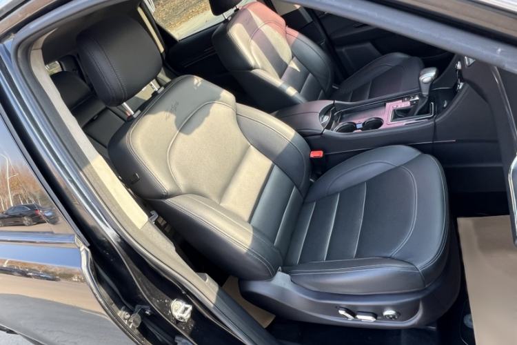 Used Zotye T600 Coupe 2017 1.5T Automatic Luxury Model
