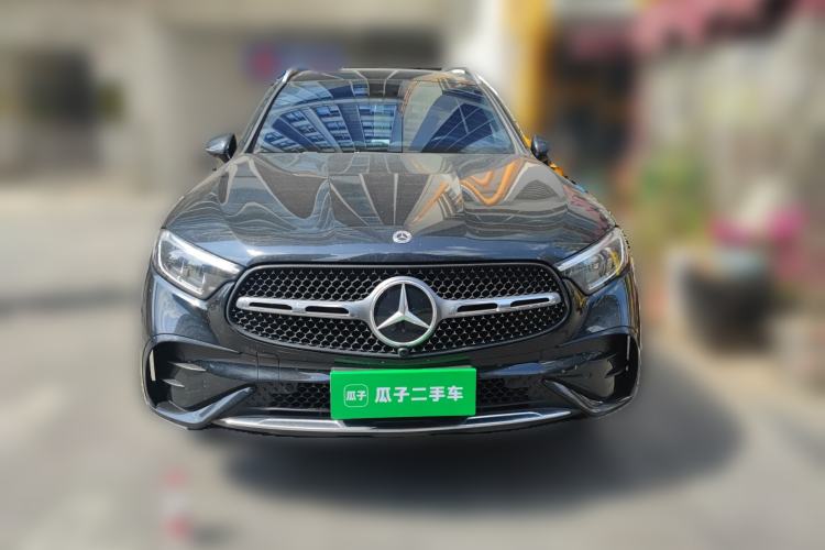 Used Mercedes-Benz GLC 2023 GLC 260 L 4MATIC Luxury Model 5 Seats Exterior 1